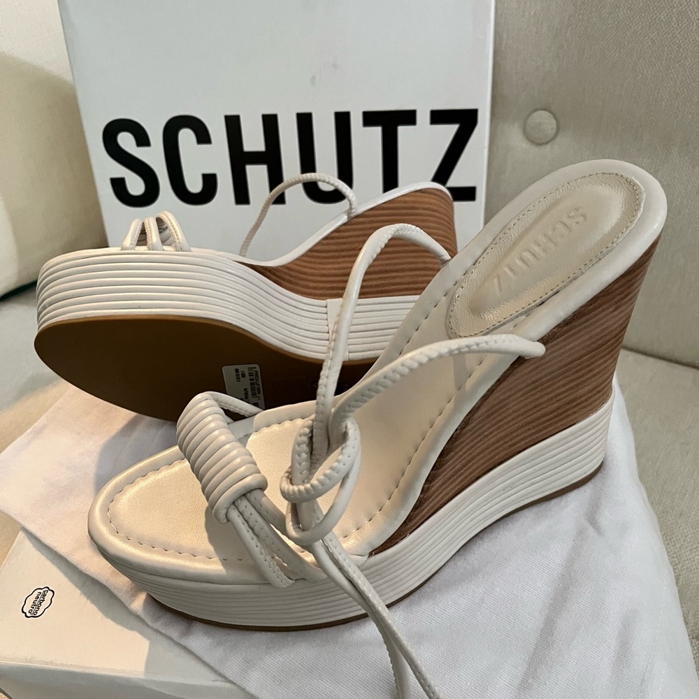SCHUTZ Cream and Tan Wedge Sandals